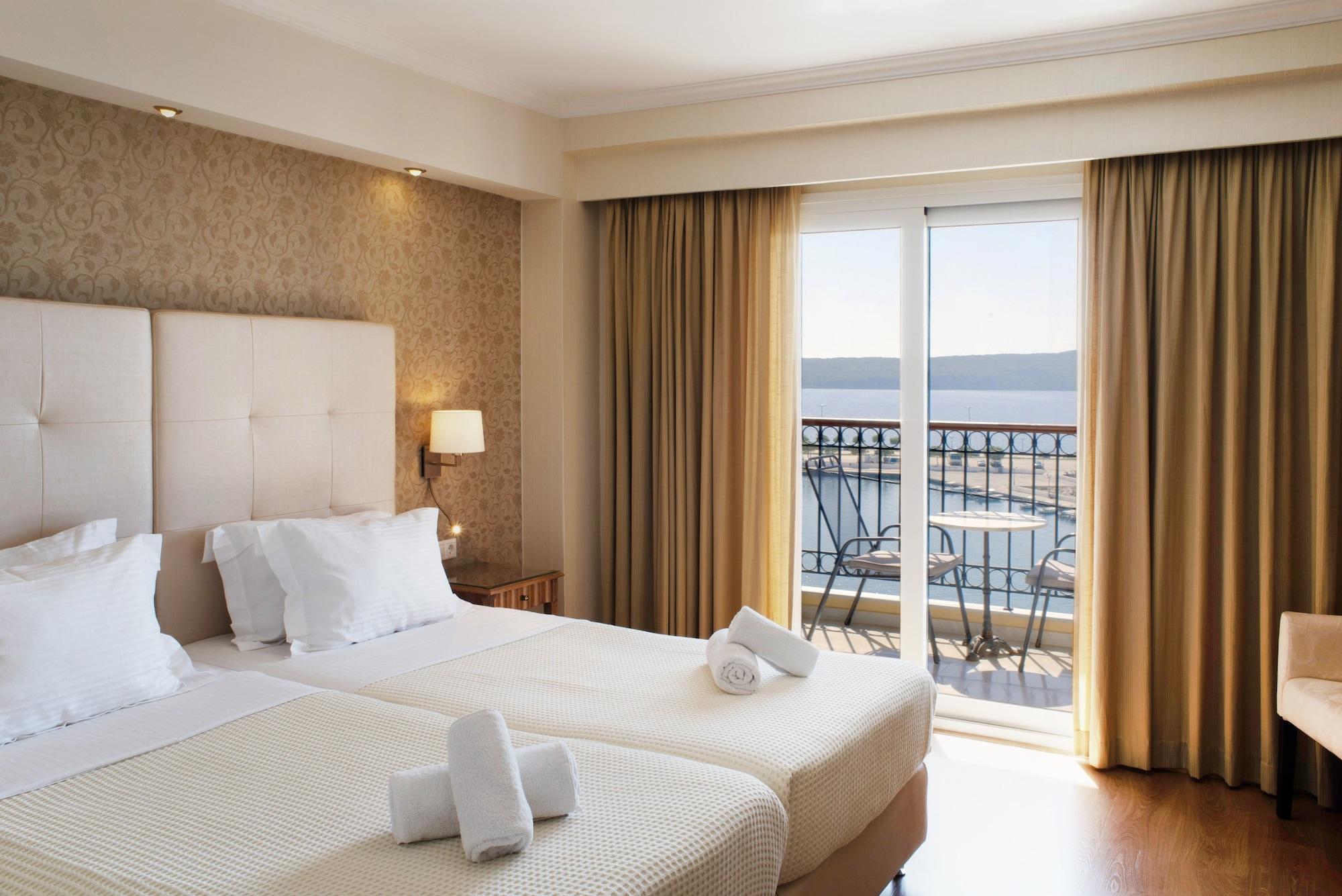 Karalis City Hotel Pylos Eksteriør billede