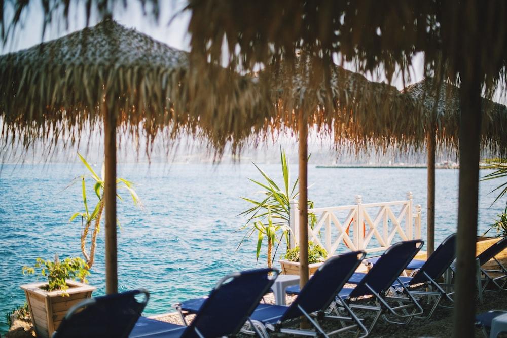 Karalis City Hotel Pylos Eksteriør billede