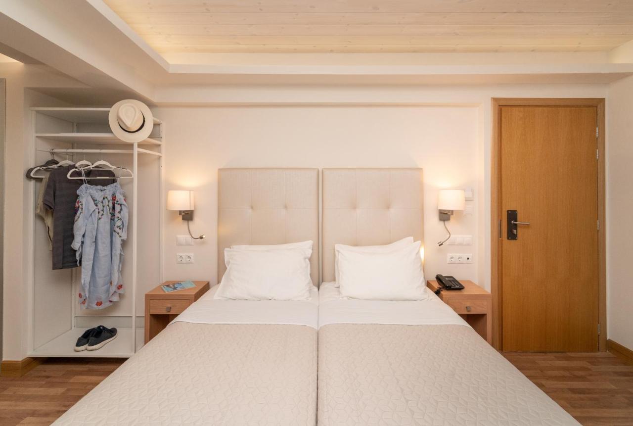 Karalis City Hotel Pylos Eksteriør billede