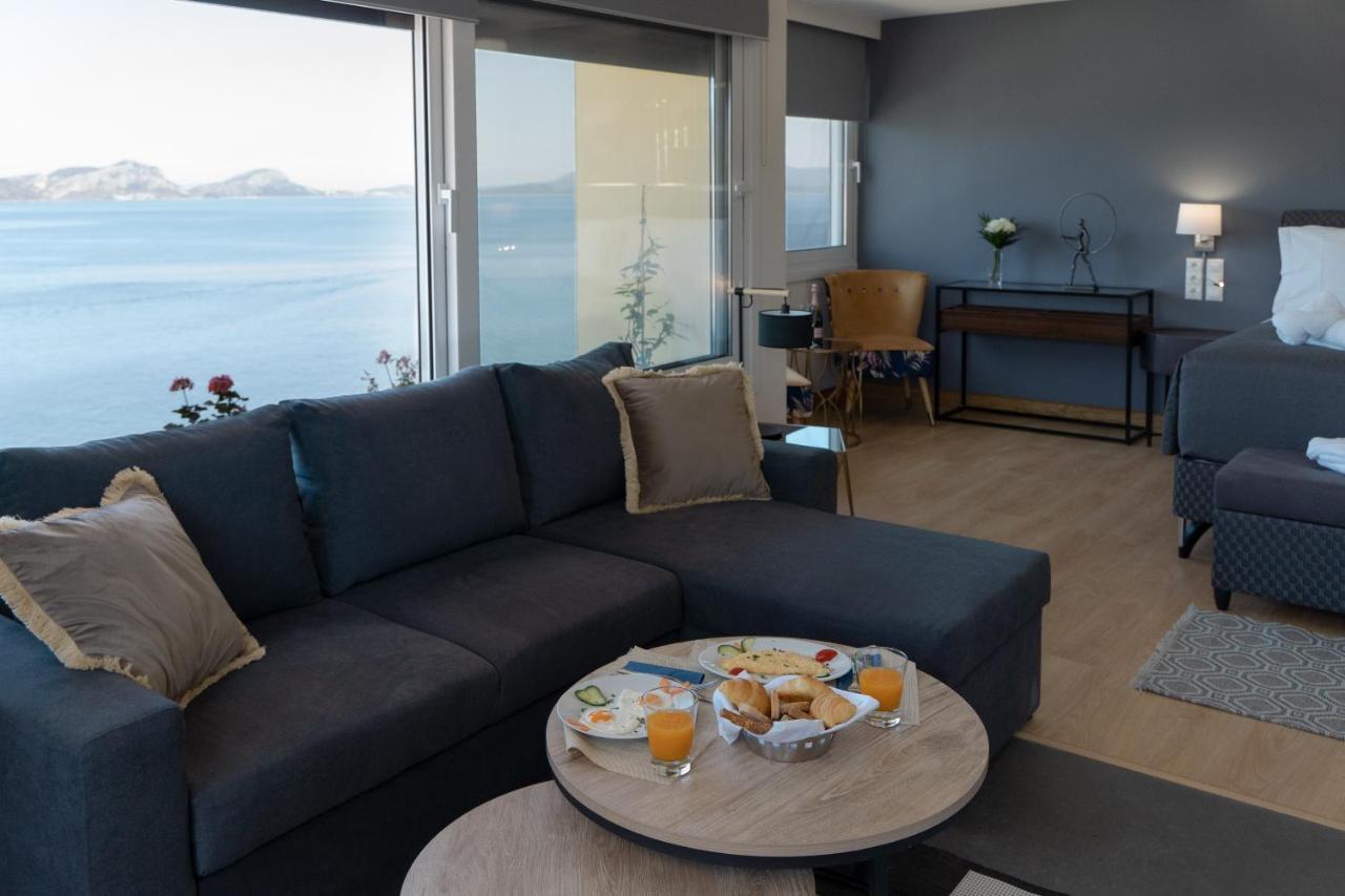 Karalis City Hotel Pylos Eksteriør billede