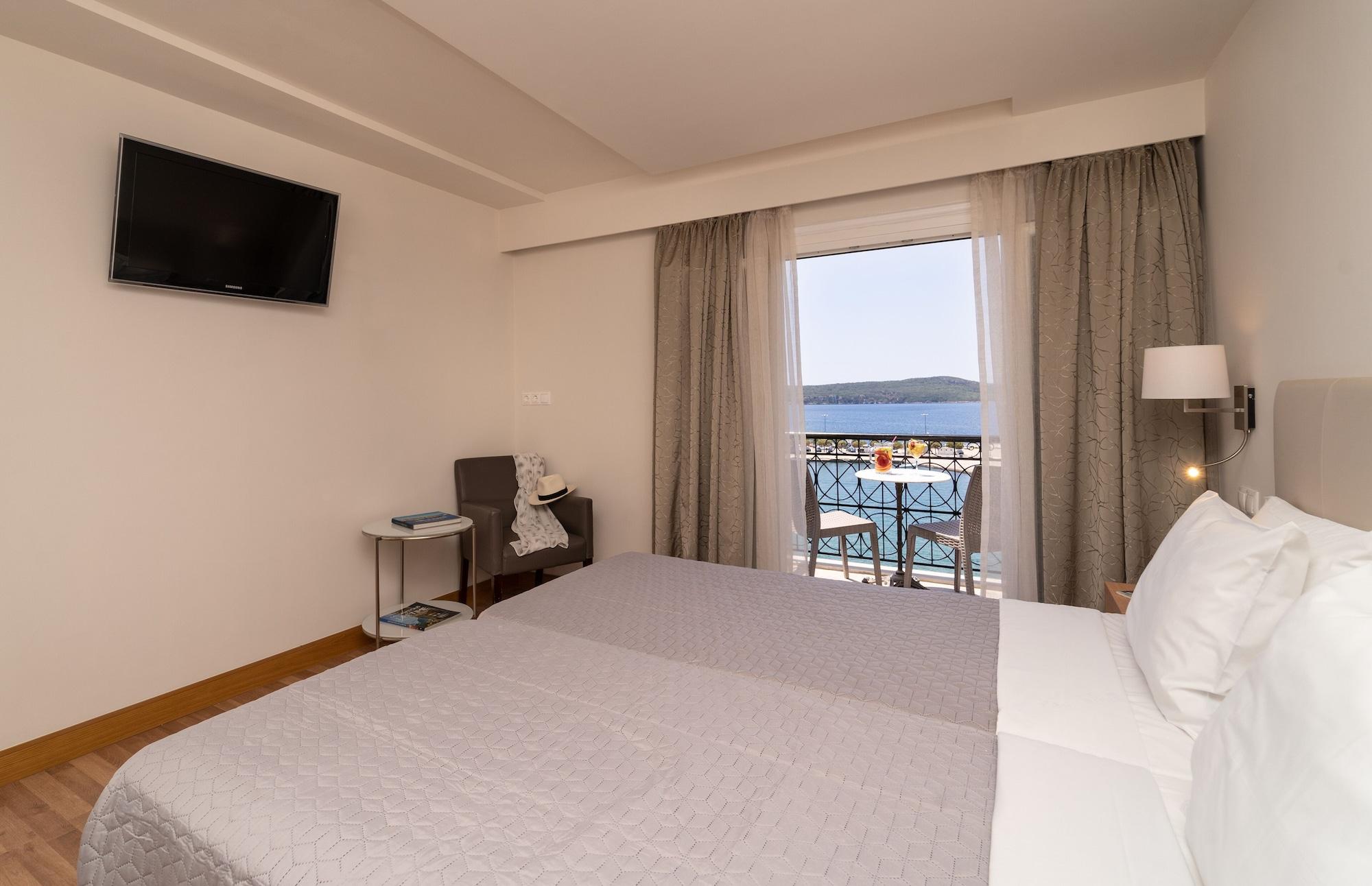 Karalis City Hotel Pylos Eksteriør billede