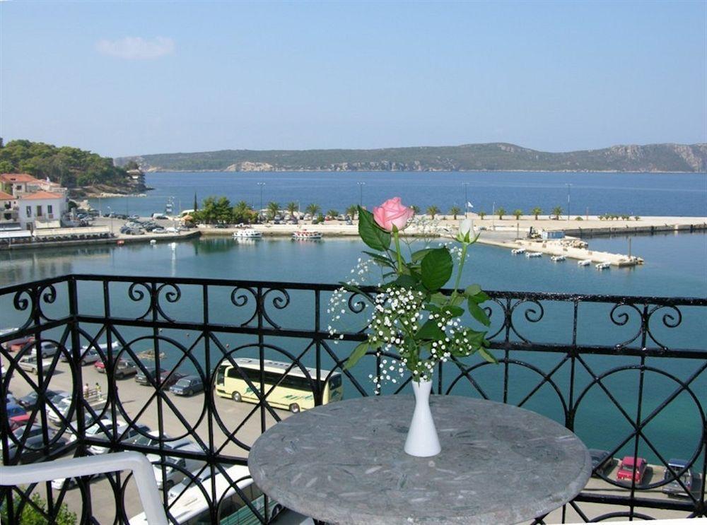 Karalis City Hotel Pylos Eksteriør billede