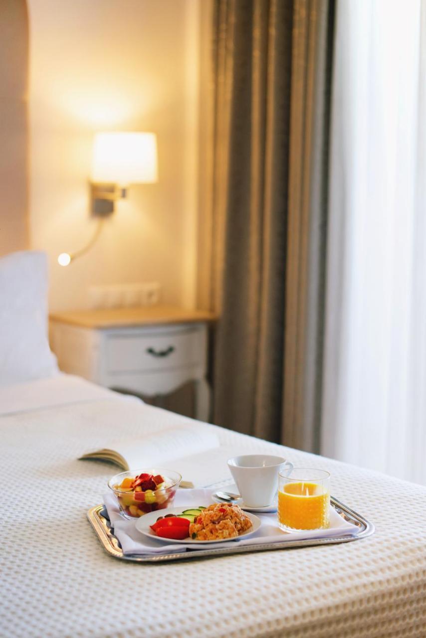 Karalis City Hotel Pylos Eksteriør billede