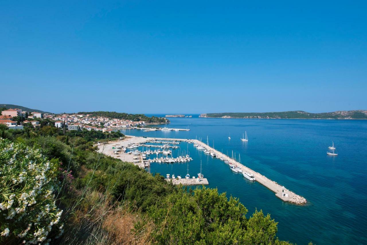 Karalis City Hotel Pylos Eksteriør billede
